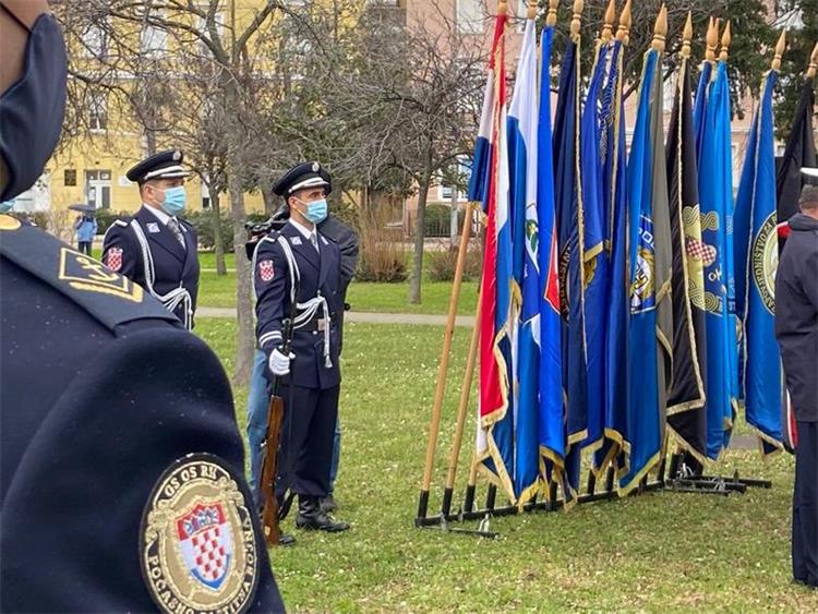 Slika /PU_ZD/godišnjice/VRO Maslenica 21, nasl.jpg